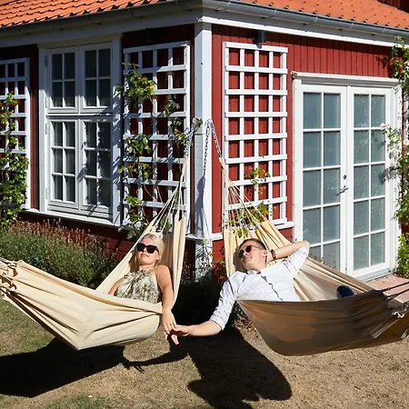 Kirstine Hotel 4*