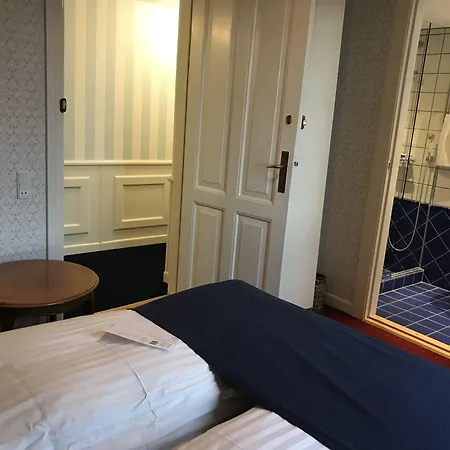 Kirstine Hotel