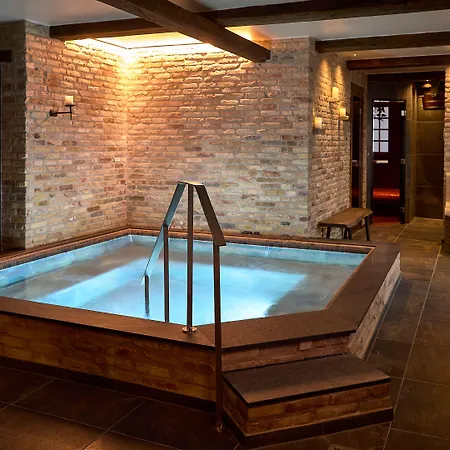 Hotel Kirstine 4*