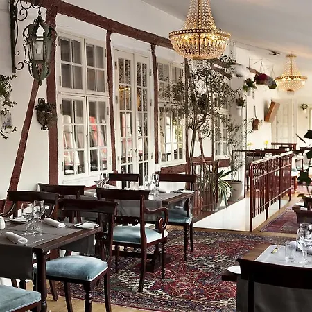 Kirstine Hotel